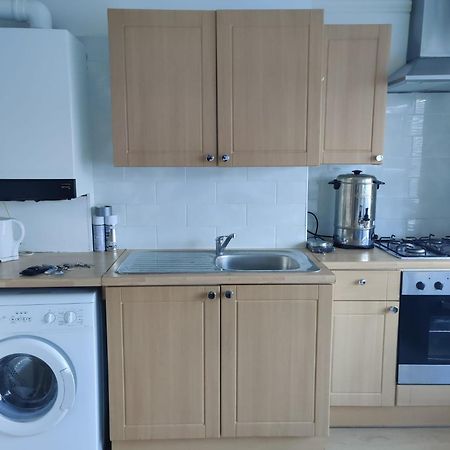 Studio On Golders Green Road Apartment London Exterior photo